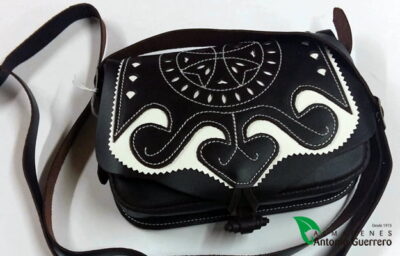 Bolso Amazona labrado - Almacenes Antonio Guerrero
